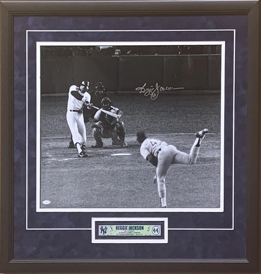 Reggie Jackson Yankees B/W 16x20 Hand Signed Auto w- Deluxe Plaq - JSA - Image 1 of 1