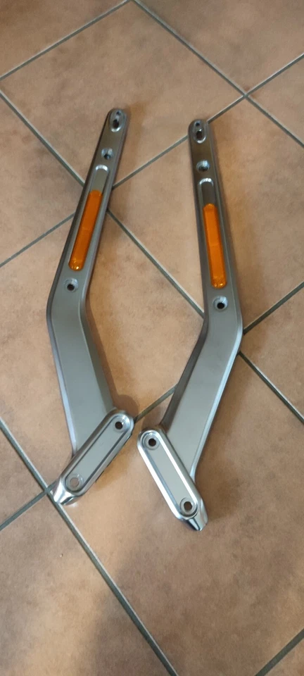 Harley Davidson Fenderstruts SOFTAIL Breakout 2018 Mattchrom - Bild 1 von 3