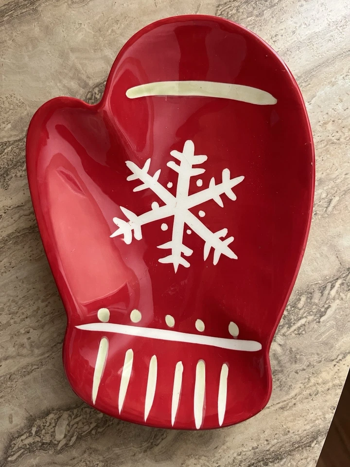 Hallmark Snowflake Mitten Plate - Image 1 of 1