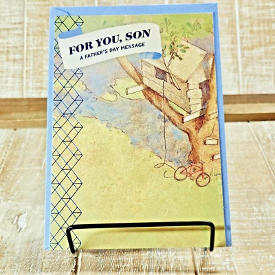 Tarjeta de felicitación Hallmark Día del Padre para hijo Green Gold Treehouse Foto 1 de 4