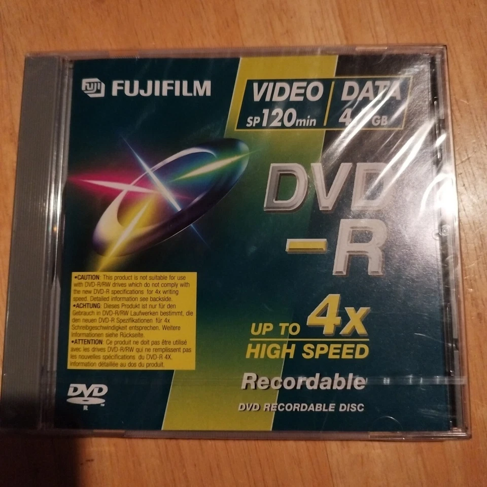 Fujifilm DVD-R 4,7GB / 120min, beschreibbar, seltenes Sammlerstück - OVP - Bild 1 von 1