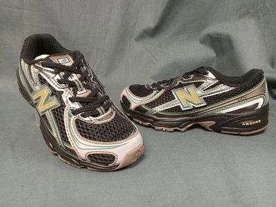 Zapatillas elásticas New Balance Boys 740 PZ740GO negras beige talla 13 ¡NUEVAS EN CAJA! Foto 1 de 4