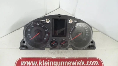 TACHOEINHEIT KMH VW Passat Variant (3C5) Combi 2.0 FSI 16V (BLR) 2006 3C0920870P - Bild 1 von 2
