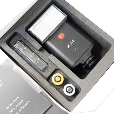 LEICA SF 24D FLASH 14444 EXELLENT CONDITION - Image 1 of 2