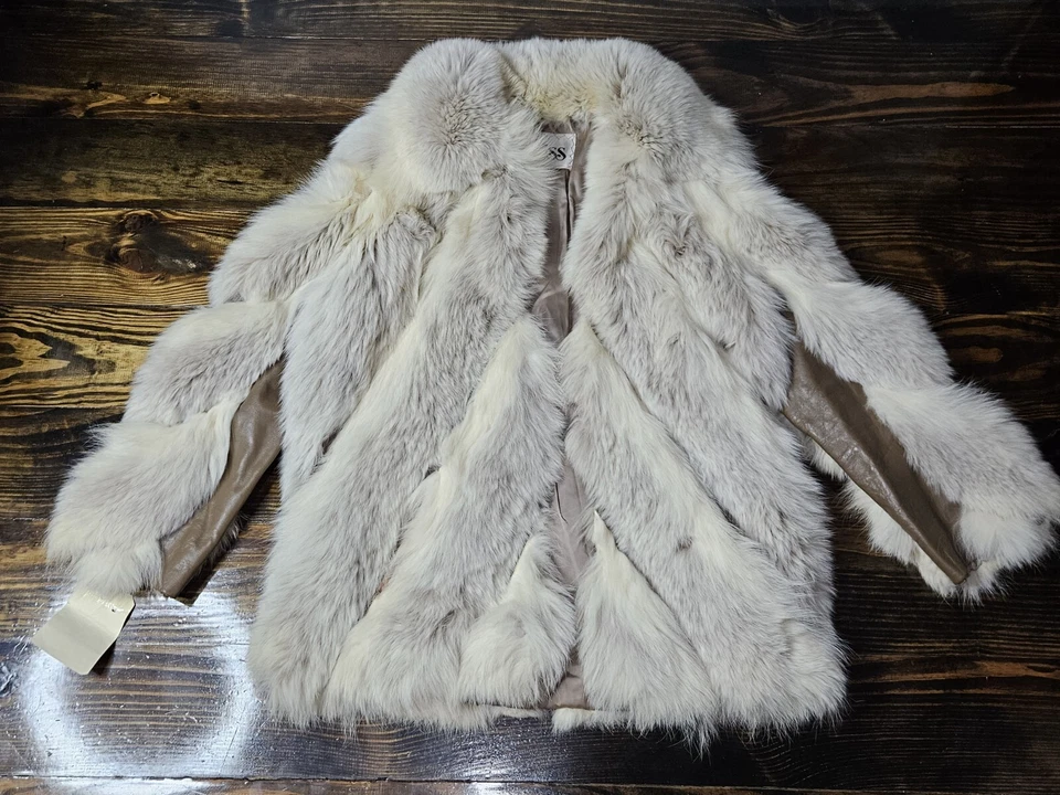 Abrigo vintage blanco de piel de conejo genuino y cuero para mujer ver medidas en fotos Foto 1 de 4