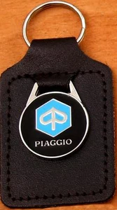 Llavero Piaggio - insignia montada en un llavero de cuero - Imagen 1 de 1
