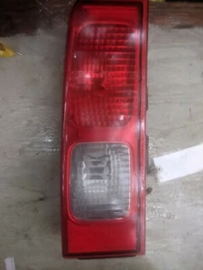 2006 - 2010 HUMMER H3 REAR LEFT DRIVER SIDE TAILLIGHT TAIL LIGHT LAMP OEM - Picture 1 of 3