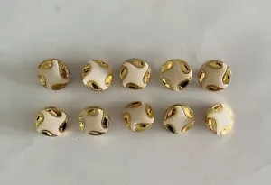 Job Lot Of 10 Vintage Plastic Shank Buttons, 20mm - Picture 1 of 4