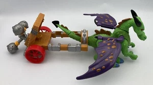 Fisher Price Imaginext 2001 castillo medieval dragón verde con alas púrpuras y batalla - Imagen 1 de 4