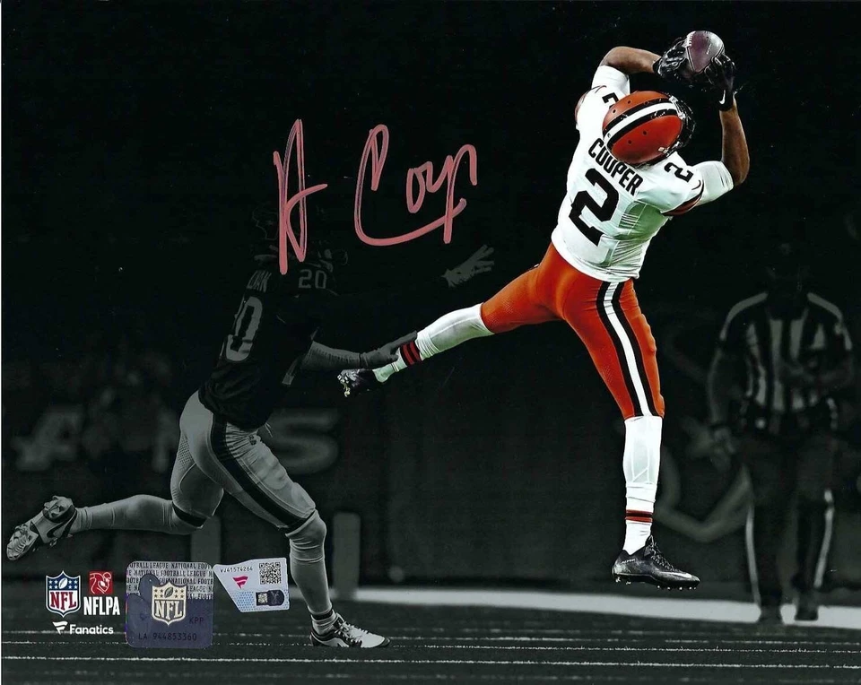 Autographed Cleveland Browns AMARI COOPER  8X10 PHOTO FANATICS COA - Image 1 of 1