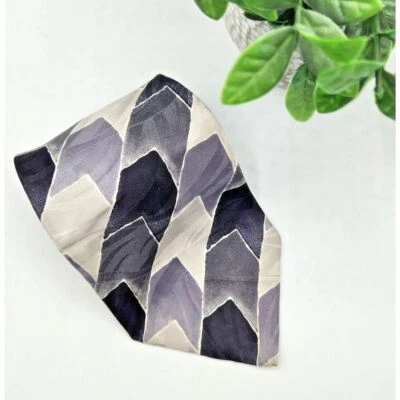 Corbata Vito By VR Hecha a Mano en Italia Seda Negra Gris Raya Geométrica Foto 1 de 4