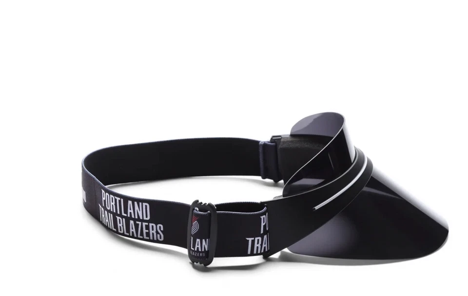 NBA IMATTA BRAND PORTLAND TRAIL BLAZERS VISEIRA ESCUDO ÓCULOS GANCHO E LAÇO UNISSEX - Imagem 1 de 4