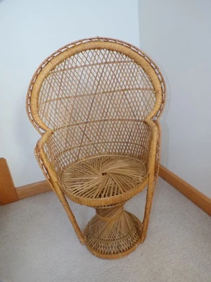 Vintage Peacock Chair Child's Ratan Wicker 30" Fan Back MCM Boho  [fa681] - Image 1 of 4