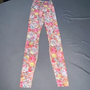 Lululemon Align High Rise Pant Women’s Size 2 Coral Floral Leggings -4748 - Picture 1 of 16