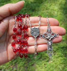 Handgefertigter ROSENKRANZ Rubinrot Tschechisch GLAS facettierte Gebetsperlen silberfarben katholisch - Bild 1 von 3