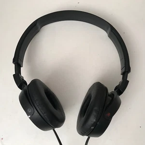 Sony Wired Headphones Foldable Black, Over Ear Soft Padded C6 - Picture 1 of 4