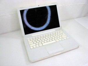 Apple MacBook A1181 1.83GHz 13.3 60GB HD 512 MB RAM For Parts