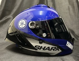 5% de descuento SHARK AERON-GP SP DBA con PEGATINAS YAMAHA Motocicleta ECE 22-06 Casco - Imagen 1 de 12