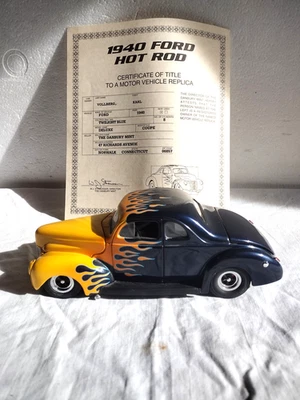 Danbury Mint 1940 Ford Hot Rod Deluxe Coupe Diecast Model Car 1:24 W/Certificate - Image 1 of 4