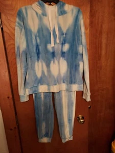 Women s Velour Lounge Set, Blue & White Tie Dye, M Top, S Bottom - Picture 1 of 6