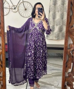 Nuevo Eid Special Pakistaní Hermoso Bordado Anarkali Kurta Pantalón con Dupatta - Imagen 1 de 5