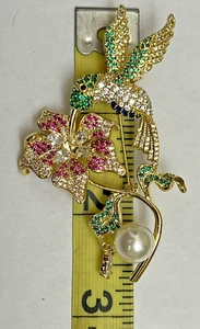 Crystal Rhinestone Hummingbird Brooch Pin Vintage Flower Bird Glass Pink Green - Picture 1 of 11