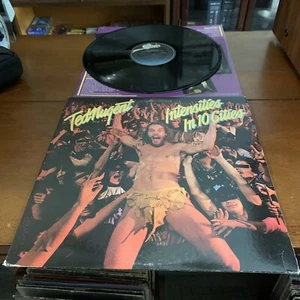 Ted Nugent Intensities In 10 Cities LP 1981 Epic Records.Ultrasonic Cleaned - Imagen 1 de 17