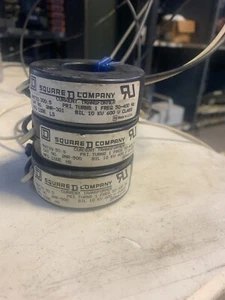 3PC Square D 2NR-301-001 Current Transformer Ratio 300:5 10KV 600V 50-400Hz Used - Picture 1 of 1
