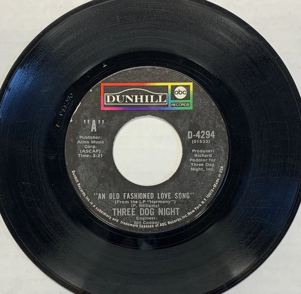 45 rpm Vintage 7” Vinyl Single Hit Record Three Dog Night - Old Fashioned Song - Image 1 of 1