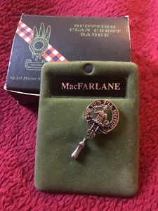 Vintage Scottish Clan Crest Badge - Macfarlane - Picture 1 of 9