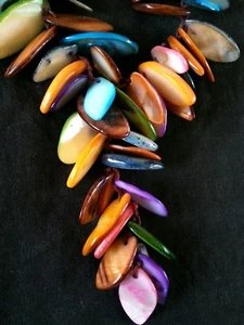 Large vintage hand carved Mother of Pearl necklace, 170 grams - Picture 1 of 12