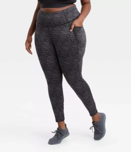 Damen Plus Premium High-Rise Leggings - All in Motion - Schwarz - 2X - S239 - Bild 1 von 5