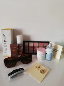 Beauty Box / Kosmetik Box, Glossybox,M.Asam, Revolution, Christophe Robin usw. - Bild 1 von 4