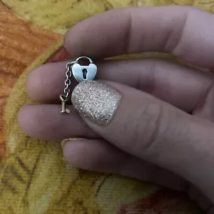 Genuine Pandora Silver & 14ct Gold Key To My Heart Padlock Charm 790288 Retired - Picture 1 of 4