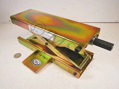 NEW K&L MC450 HEAVY DUTY 1100 lb MOTORCYCLE ATV SCISSOR JACK 37-9841 - Image 1 of 4