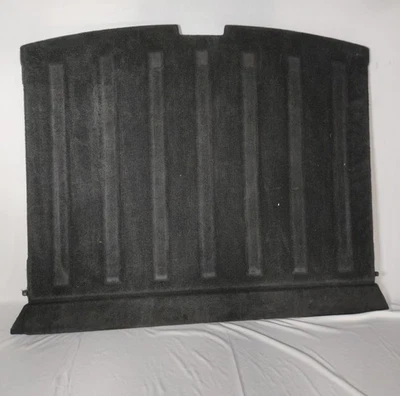 Черная отделка панели крышки запасной шины багажника Jeep Patriot Compass 2010-2017 годов выпуска - Изображение 1 из 4