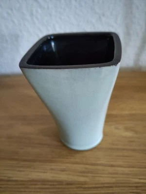 Bezaubernde kleine Vase von 10 cm  Höhe  - Bild 1 von 3