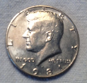 1981 D 50C JFK Kennedy Clad Half Dollar - Picture 1 of 2