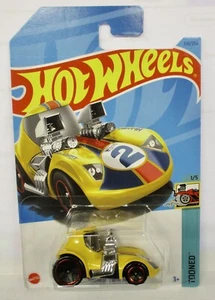 2023 HOT WHEELS * Q CASE * TOONED TWIN MILL YELLOW TOONED 1/5 COMBINED SHIPPING - Picture 1 of 1