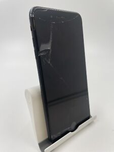 Smartphone Apple iPhone 7 Plus noir iOS défectueux fissuré