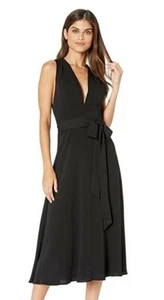Vestido satinado negro talla mediana BCBGMAXAZRIA 257515 para mujer con cuello en V y espalda entrecruzada - Imagen 1 de 3