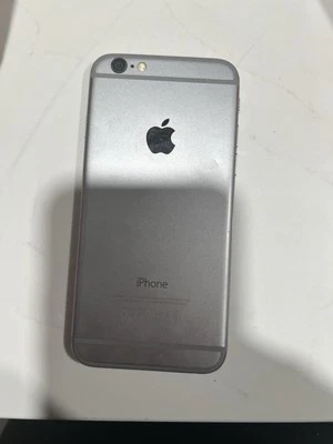 Gray Apple iPhone 6 32GB - Image 1 of 4