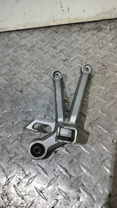 2004-2005 SUZUKI GSXR 600 750 OEM RIGHT PASSENGER REARSET BRACKET (NO FOOTPEG) - Picture 1 of 5