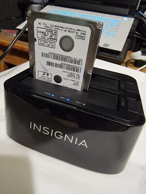 Insignia External Hdd Reader - Image 1 of 2