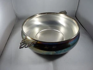 Sheffield Silver Co. Double Handle Silver Plate Bowl In Very Good Condition - Picture 1 of 7
