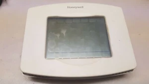 AS IS  Honeywell Wi-Fi Smart Thermostat (RTH8580WF1004/W) - Picture 1 of 5