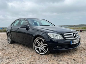 Mercedes-Benz C Class 2.1 C200 CDI BlueEfficiency Executive SE Saloon 4dr Diesel - Picture 1 of 24