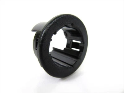 Jeep Dodge Chrysler ENCENDEDOR DE CIGARRILLOS ANILLO DE MONTAJE PANEL DE INSTRUMENTOS NUEVO MOPAR Foto 1 de 3