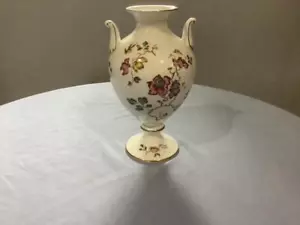 Wedgwood bone china 8 in. urn shape vase in the Swallow pattern - Picture 1 of 4
