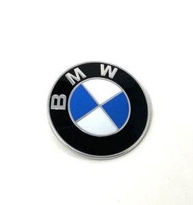 BMW 2017-2019 G30 G31 G32 5 Series Logo Emblem 7463715 OEM - Picture 1 of 7